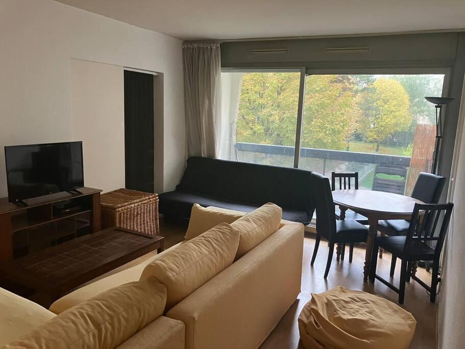Appartement Cozy Flat In La Defense à Courbevoie Extérieur photo